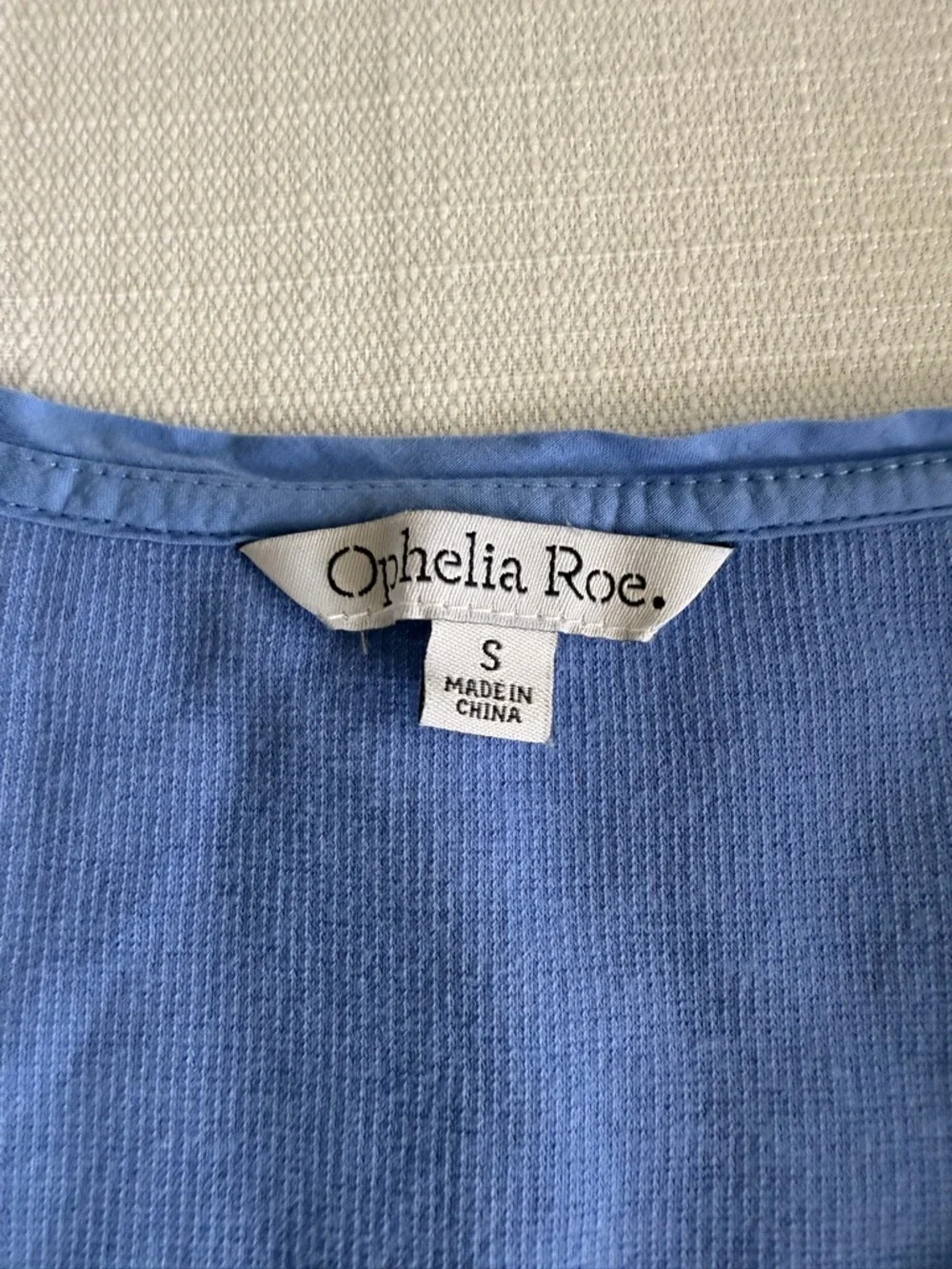 Light Blue Puff-Sleeve V-Neck Tank Top